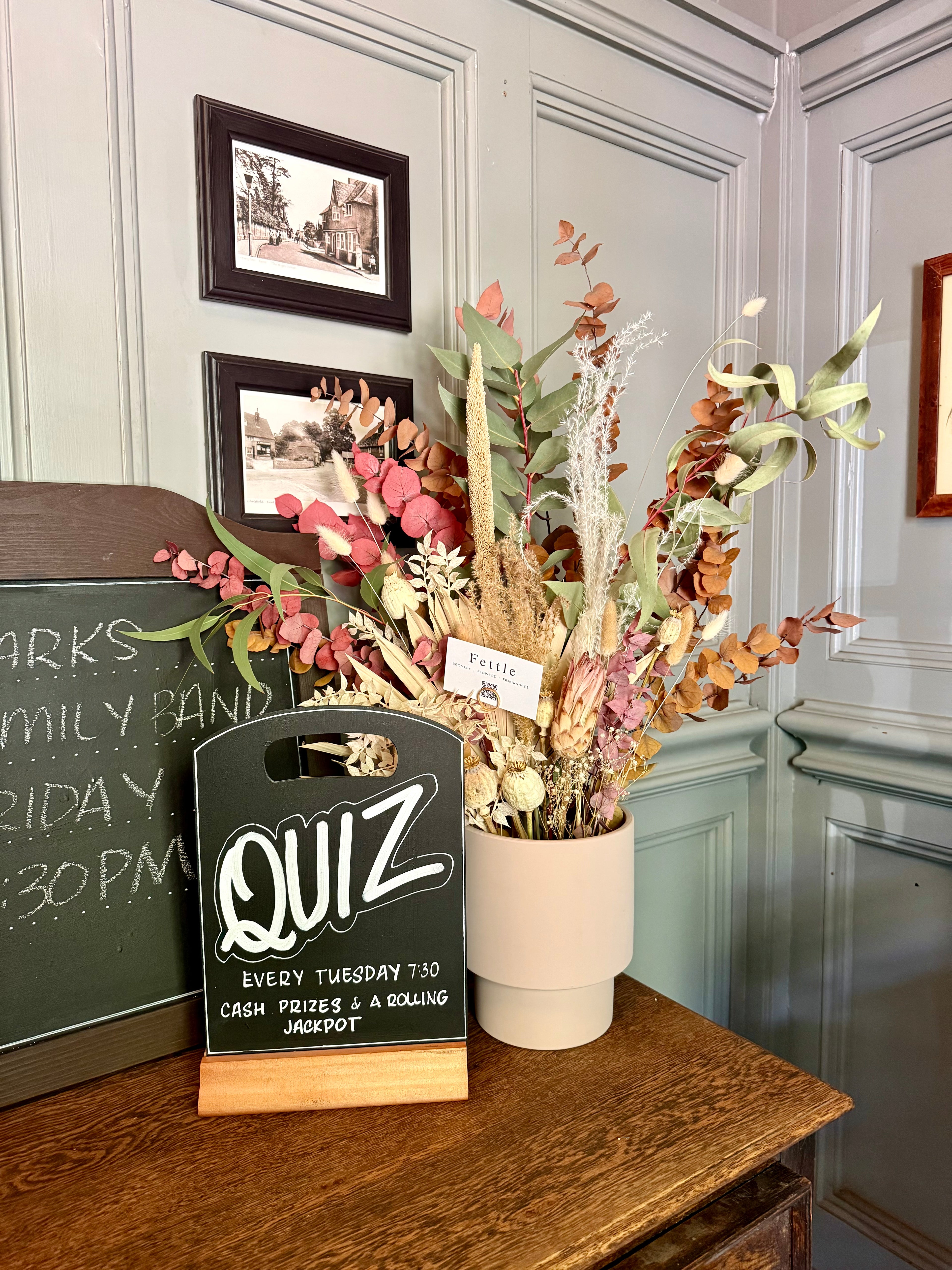Monthly Flower Design | Large Statement | Seasonal Change Monthly